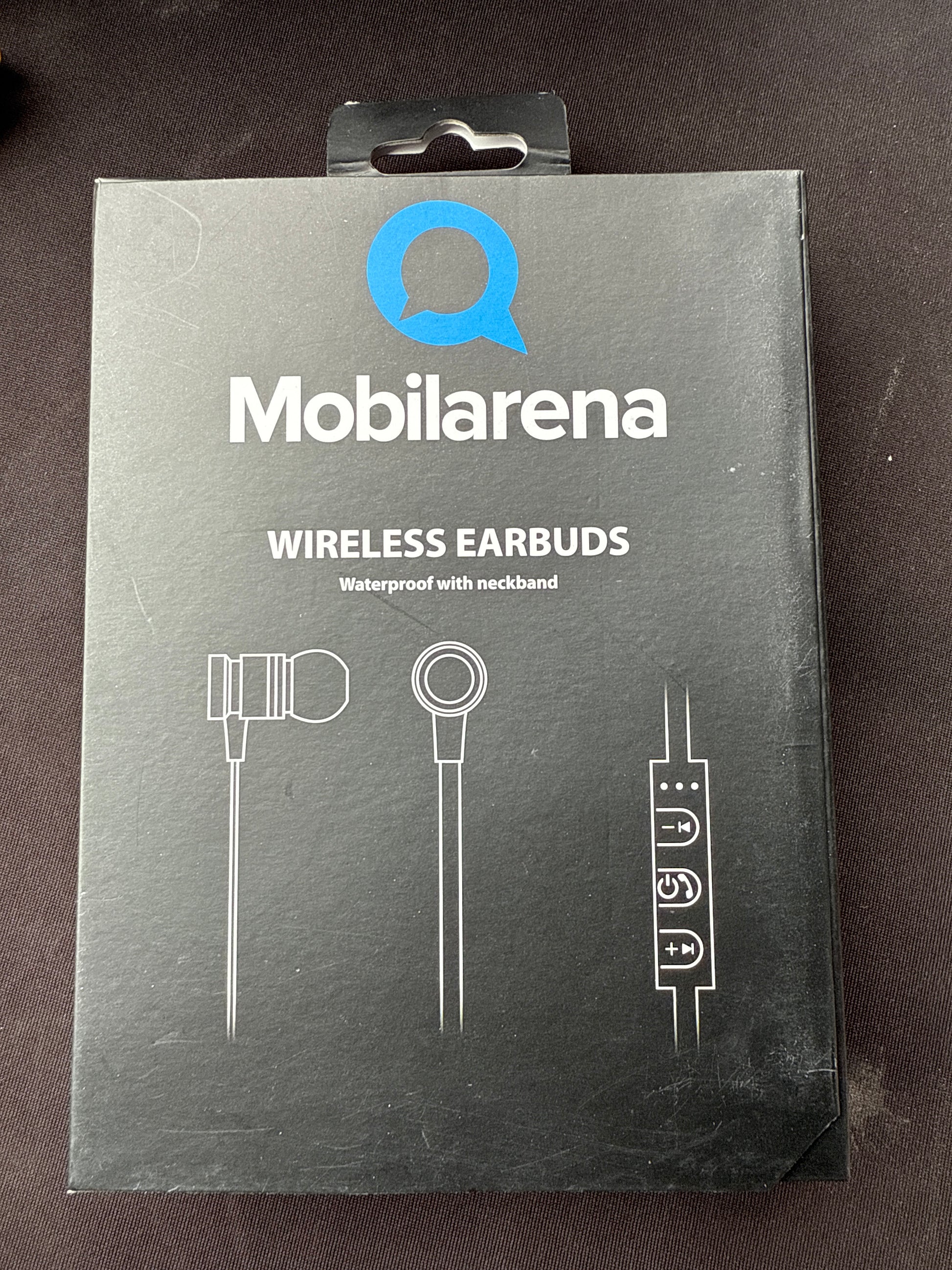 Wireless earbuds